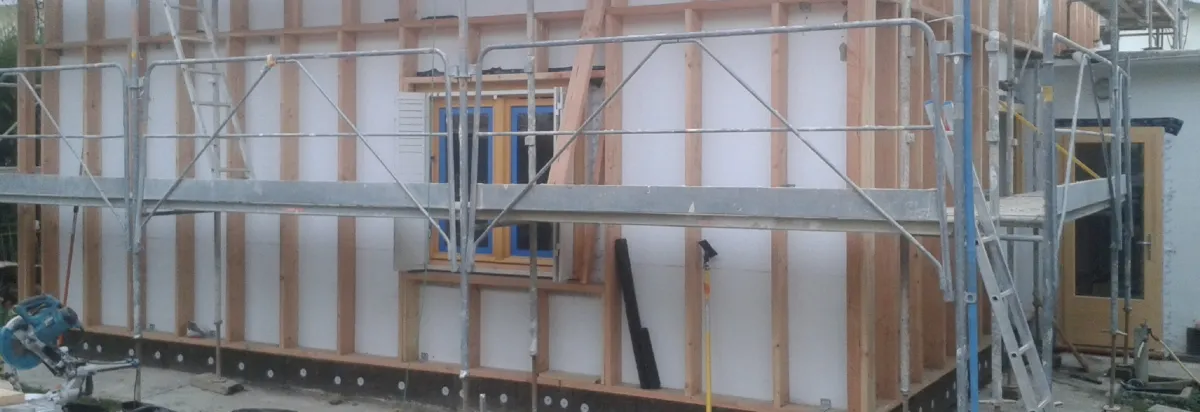 BÂTIBUZZ Rénovation complète d'un pavillon des années 1960 | Foix (09) - Logo