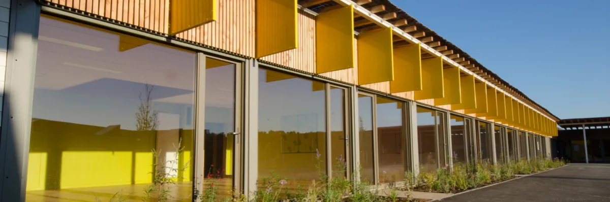 Groupe scolaire Nelson Mandela | Juvignac (34) - Logo