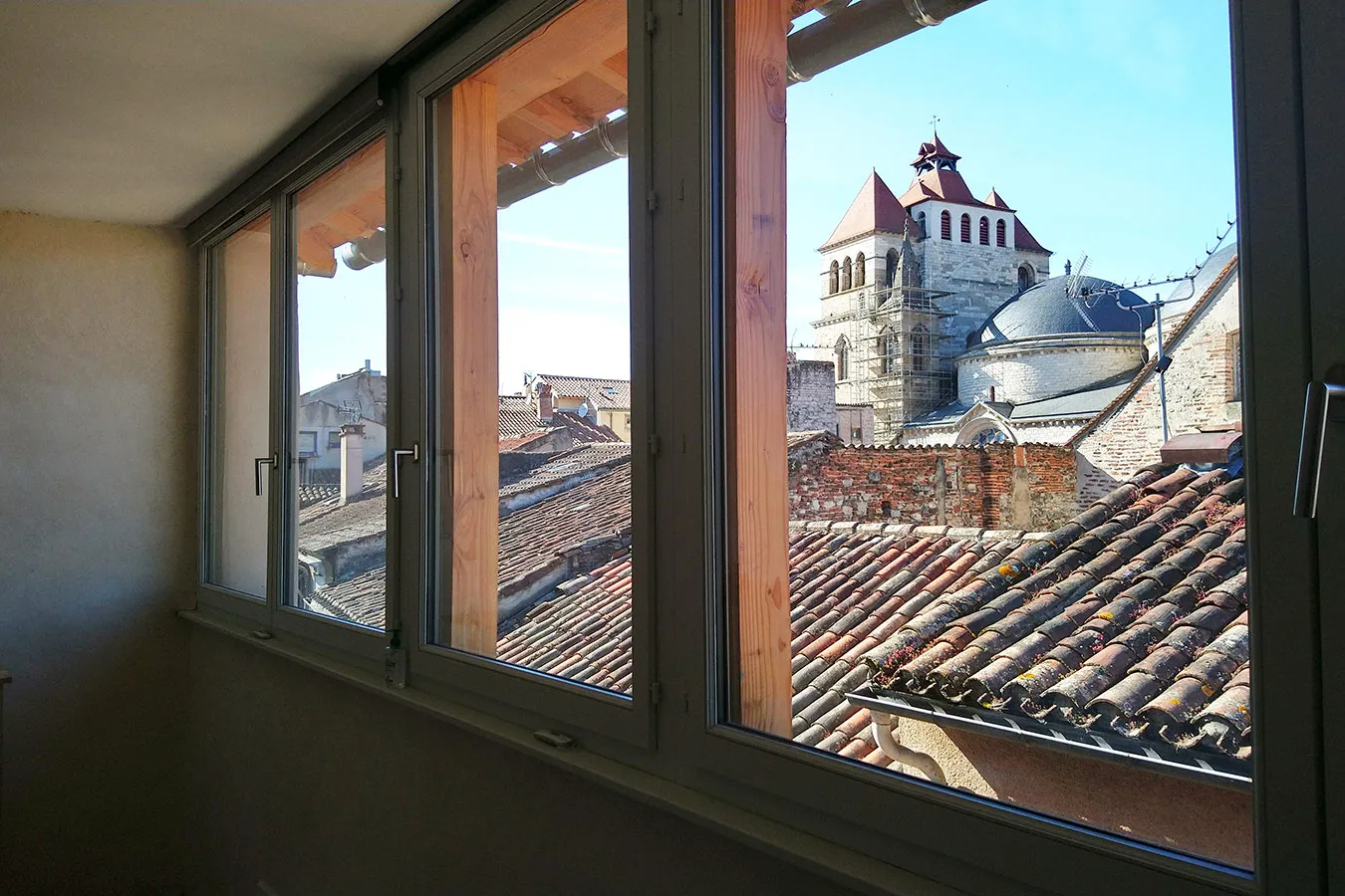 BÂTIBUZZ Réhabilitation en béton de chanvre | Cahors (46) - Logo