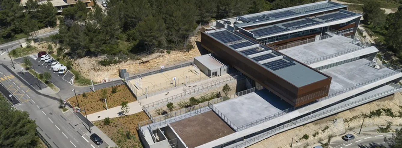 Pôle éducatif et culturel Jean d'Ormesson | Nîmes (30) - Logo
