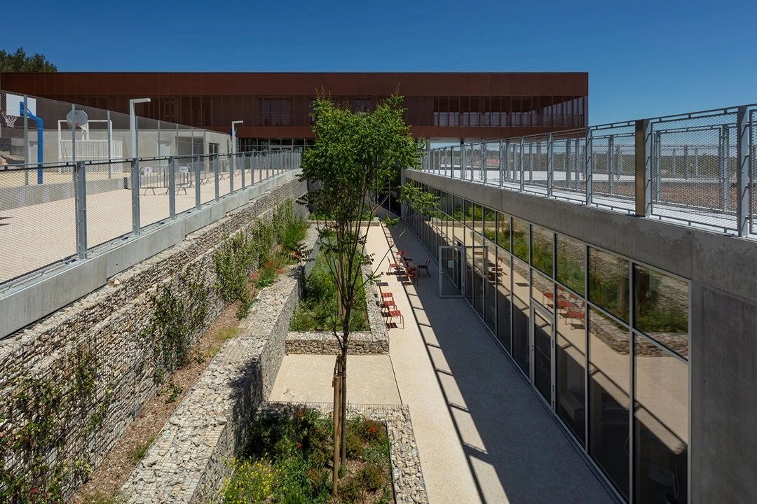 Vue cour intérieure