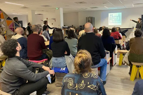 Retour sur | 17-Vin Aménagement circulaire intérieur 