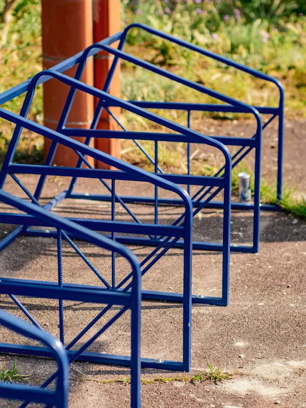 Signalétique et mobilier extérieur pour le tiers lieu du Clos Jacquin | Toulouse - Logo