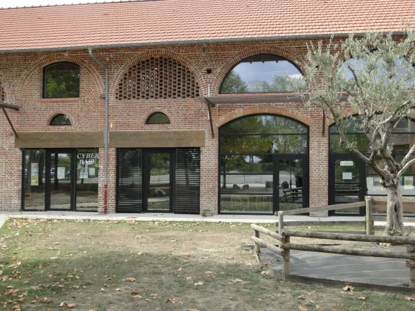 Réhabilitation exemplaire d'une ancienne papeterie en Médiathèque | Montech (82) - Logo