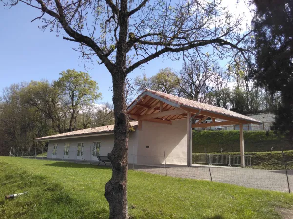 BÂTIBUZZ Une école rurale en bois et paille | Saint-Paul-de-Loubressac (46) - Logo