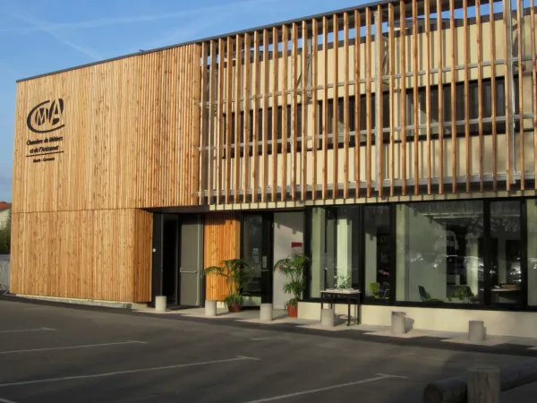 BÂTIBUZZ Une nouvelle antenne HQE pour la CMA 31 | Saint-Gaudens (31) - Logo