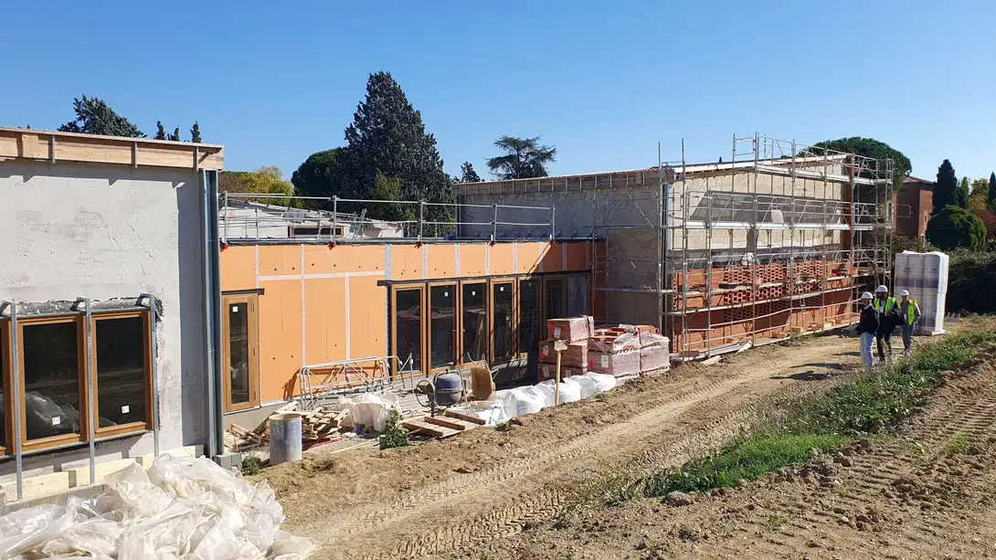 Maçonnerie en parpaing pour les volumes en double hauteur