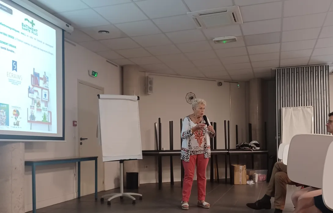 Le Dr Suzanne Déoux évoquant les enjeux de la santé