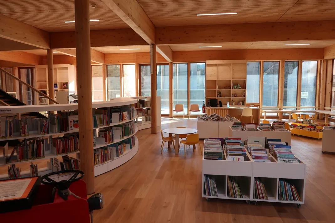 Médiathèque Confluence de Lodève (34) - Espace enfants