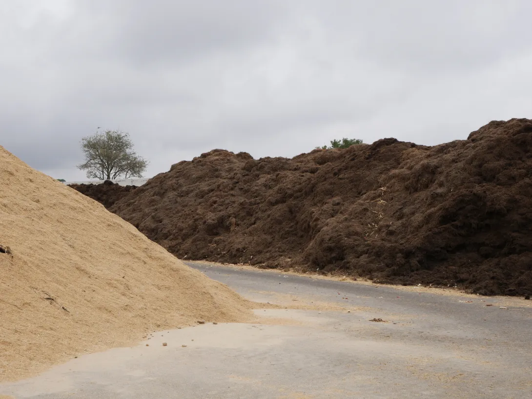 Biodéchets en attente d'être intégrés au méthaniseur