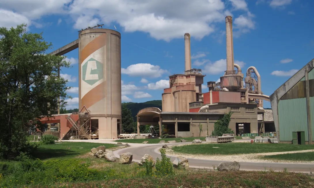 Cimenterie Lafarge de Martres Tolosane : silot